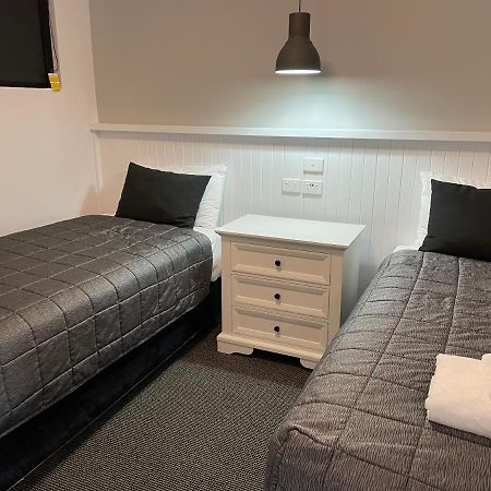 Noah'S Mid City Motor Inn Muswellbrook Bagian luar foto