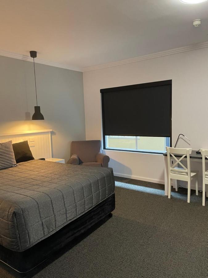 Noah'S Mid City Motor Inn Muswellbrook Bagian luar foto
