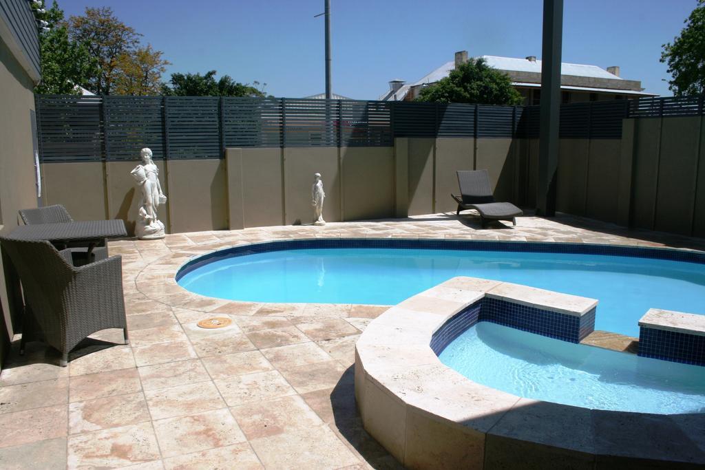 Noah'S Mid City Motor Inn Muswellbrook Bagian luar foto