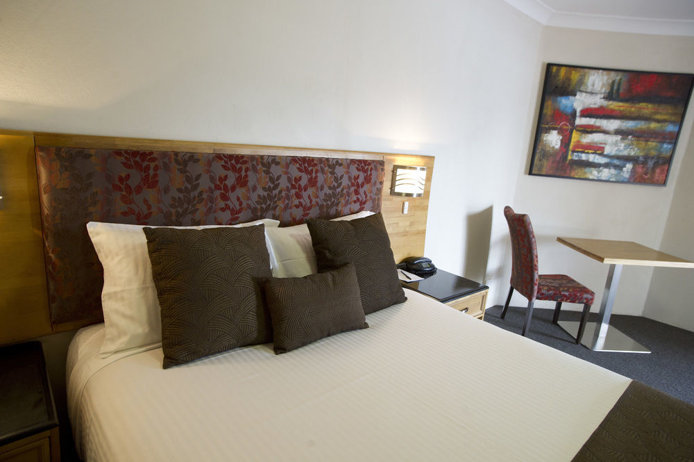 Noah'S Mid City Motor Inn Muswellbrook Bagian luar foto